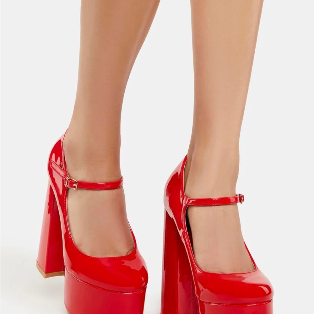 Chic Red Platform Mary Jane Heels